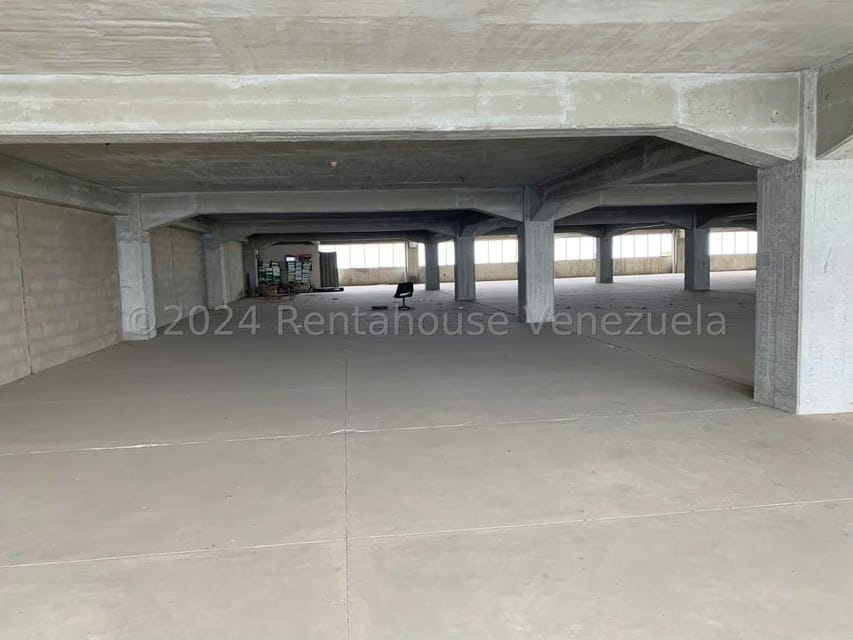 Comercial (Edificio) en Venta en El Marques, Miranda - 49