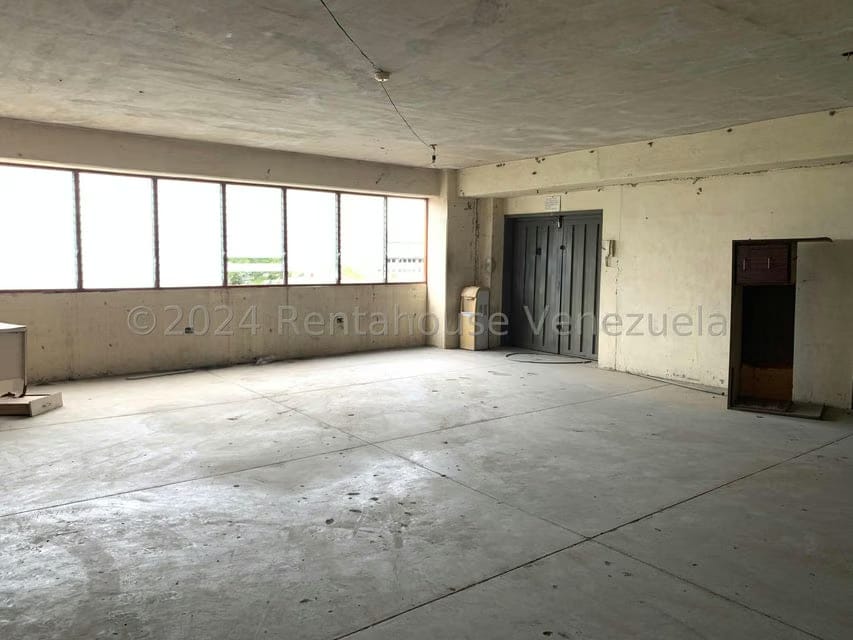 Comercial (Edificio) en Venta en El Marques, Miranda - 62