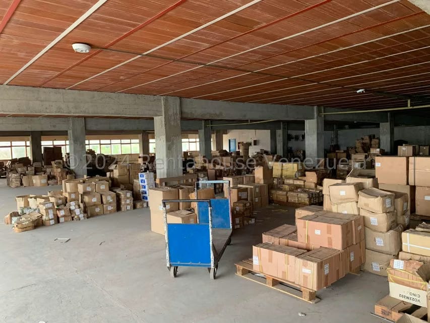 Comercial (Edificio) en Venta en El Marques, Miranda - 63