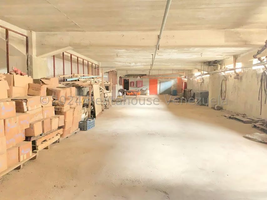 Comercial (Edificio) en Venta en El Marques, Miranda - 65