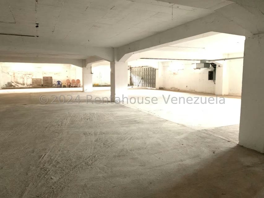 Comercial (Edificio) en Venta en El Marques, Miranda - 68
