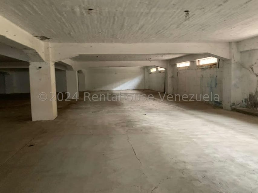 Comercial (Edificio) en Venta en El Marques, Miranda - 69