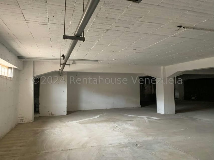 Comercial (Edificio) en Venta en El Marques, Miranda - 72