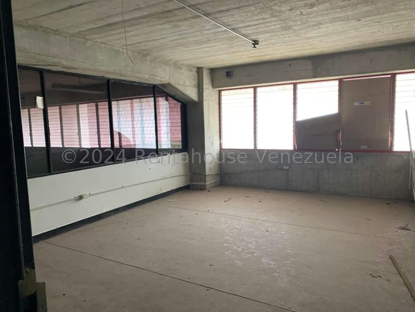 Comercial (Edificio) en Venta en El Marques, Miranda - 88