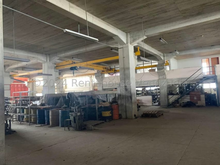 Comercial (Edificio) en Venta en El Marques, Miranda - 89