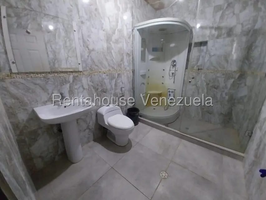 Casa (Duplex) en Venta en Flor Amarillo, Carabobo - 21