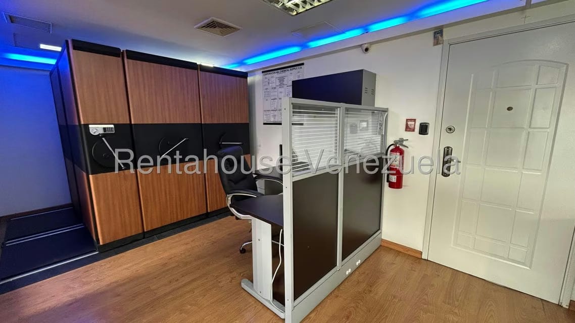 Comercial (Oficina) en Venta en Parroquia Altagracia, Distrito Metropolitano - 2