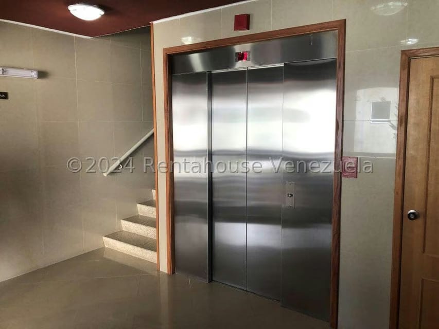 Apartamento (1 Nivel) en Venta en Los Salias, Miranda - 8