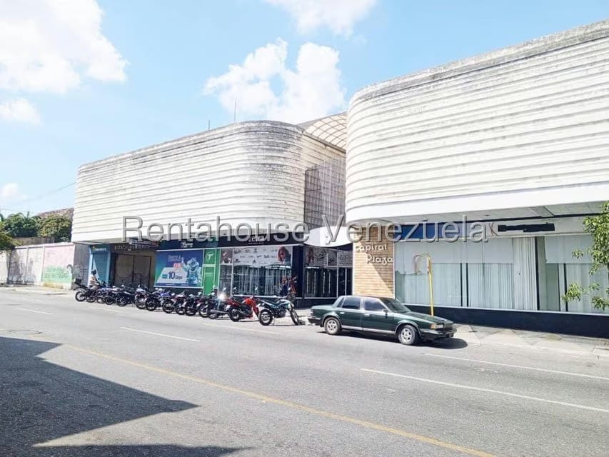 Comercial (Local Comercial) en Alquiler en Centro, Lara - 2