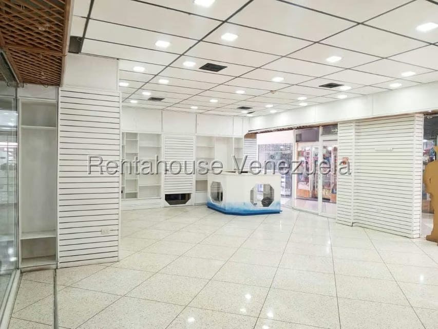Comercial (Local Comercial) en Alquiler en Centro, Lara - 11