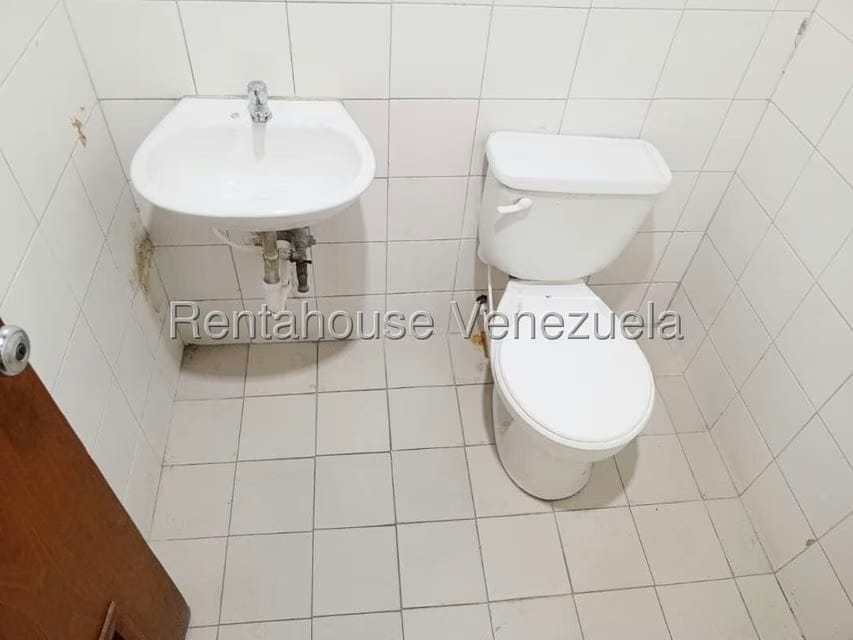 Comercial (Local Comercial) en Alquiler en Centro, Lara - 13