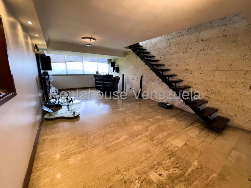 Apartamento (Duplex) en Venta en Miranda, Distrito Metropolitano - 3