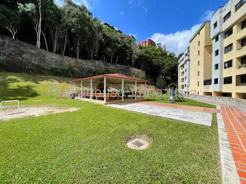 Apartamento (Duplex) en Venta en Miranda, Distrito Metropolitano - 41
