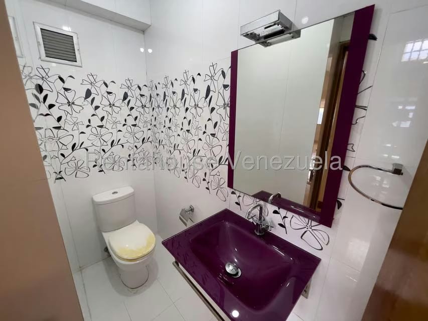 Apartamento (Duplex) en Venta en Miranda, Distrito Metropolitano - 8