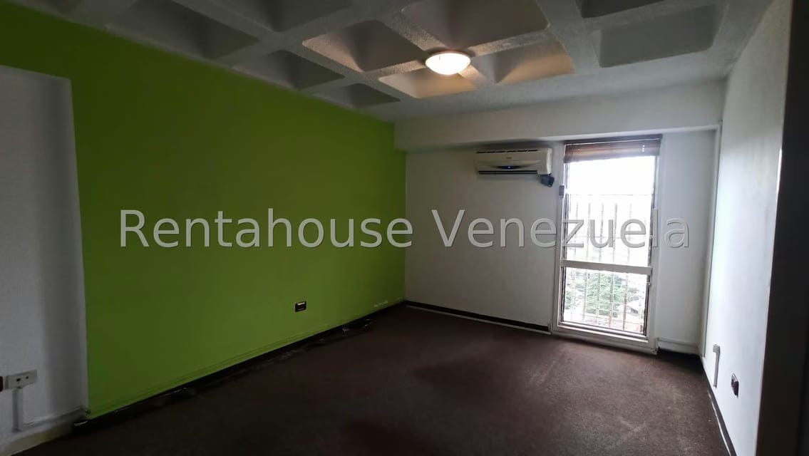 Comercial (Oficina) en Alquiler en Los Chaguaramos, Distrito Metropolitano - 15
