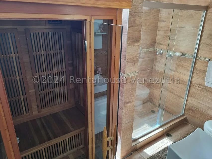 Negocios y Empresas (Belleza y Salud) en Venta en La Rosaleda, Miranda - 12