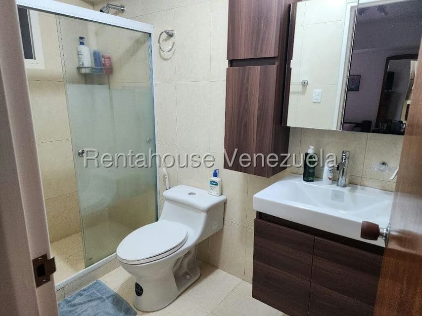 Apartamento (1 Nivel) en Venta en El Cigarral, Distrito Metropolitano - 14