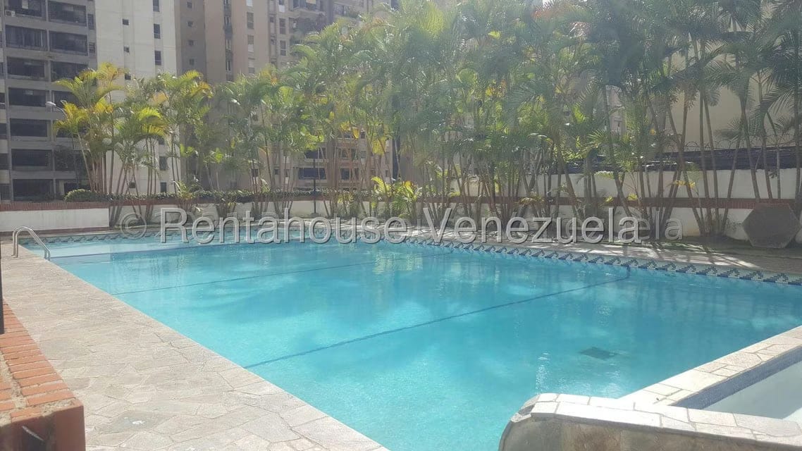 Apartamento (1 Nivel) en Venta en El Cigarral, Distrito Metropolitano - 17