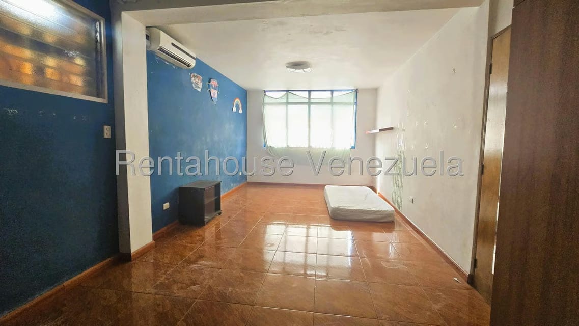Casa (Duplex) en Venta en Sorocaima, Distrito Metropolitano - 11