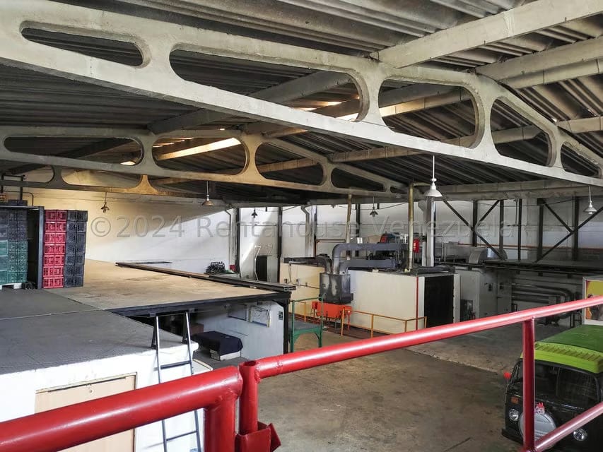 Comercial (Industrial) en Venta en Zona Industrial 2, Lara - 11