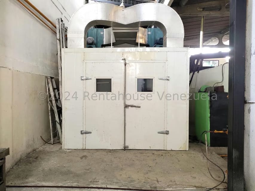 Comercial (Industrial) en Venta en Zona Industrial 2, Lara - 13