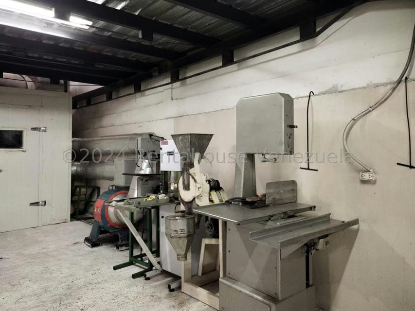 Comercial (Industrial) en Venta en Zona Industrial 2, Lara - 16