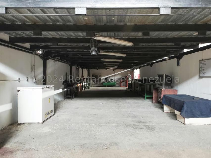 Comercial (Industrial) en Venta en Zona Industrial 2, Lara - 5