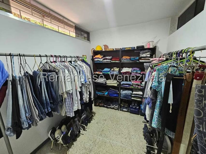 Apartamento (1 Nivel) en Venta en Colinas de La California, Distrito Metropolitano - 12