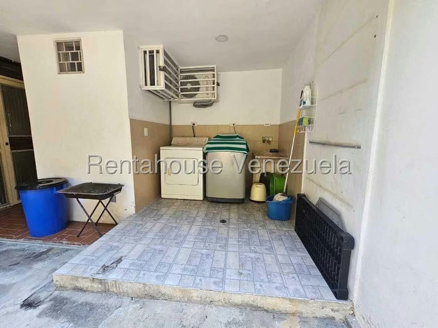 Apartamento (1 Nivel) en Venta en Colinas de La California, Distrito Metropolitano - 13