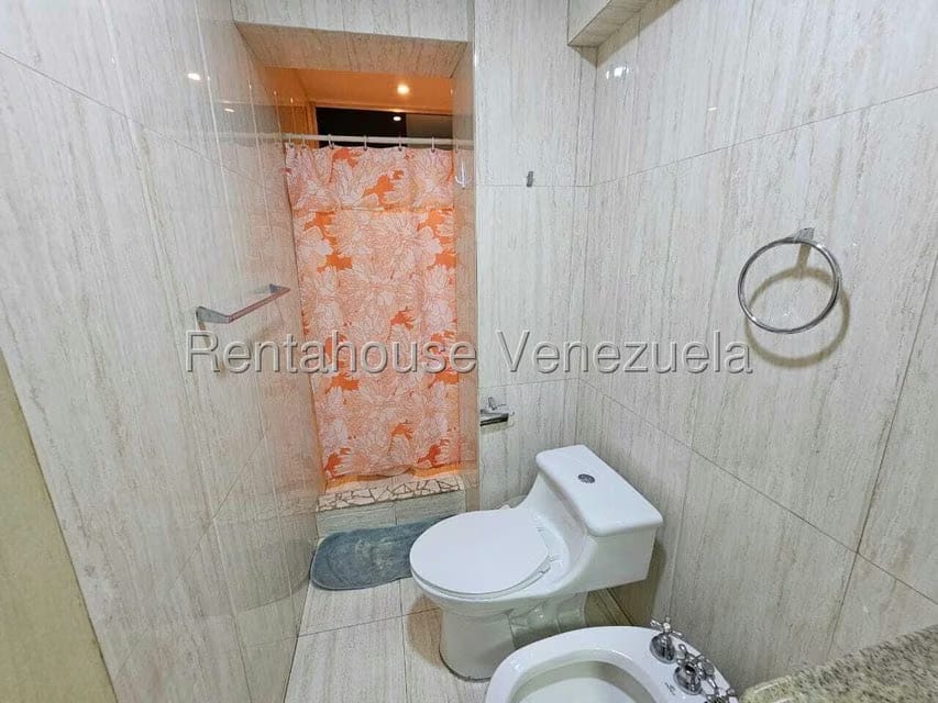 Apartamento (1 Nivel) en Venta en Colinas de La California, Distrito Metropolitano - 9