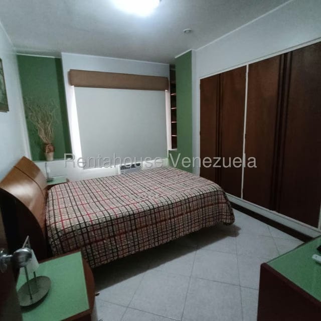 Apartamento (1 Nivel) en Alquiler en El Rosal, Distrito Metropolitano - 8
