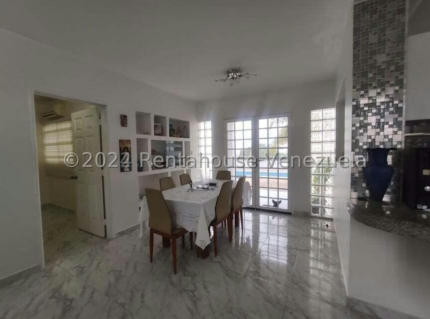 Casa (Duplex) en Venta en Pampatar, Nueva Esparta - 9