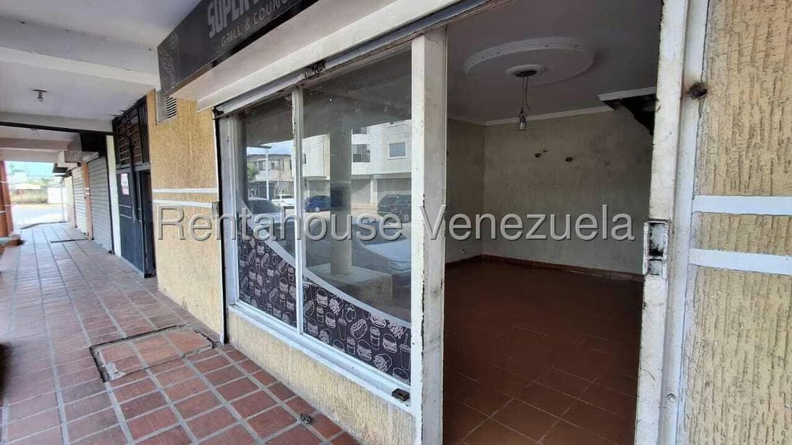 Comercial (Local Comercial) en Venta en Centro, Zulia - 2