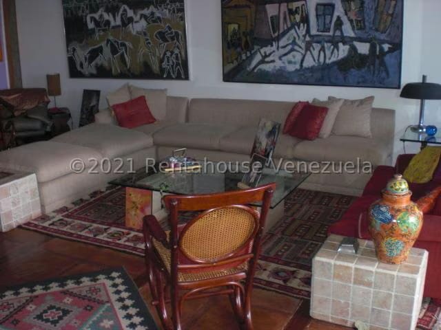 Apartamento (1 Nivel) en Venta en La Lagunita Country Club, Distrito Metropolitano - 2