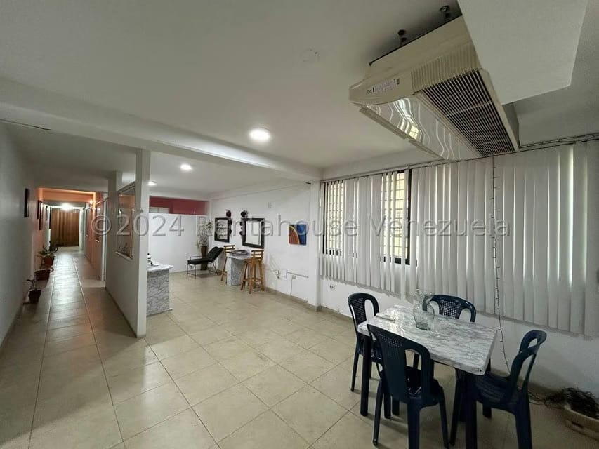 Comercial (Edificio) en Venta en Centro, Lara - 23
