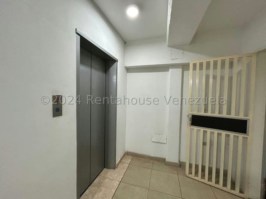 Comercial (Edificio) en Venta en Centro, Lara - 4
