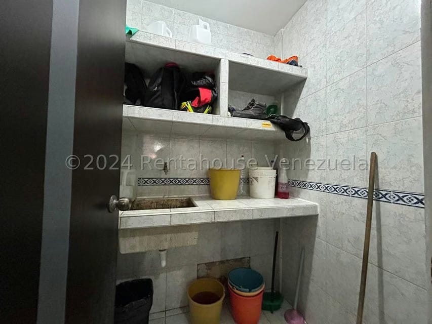 Comercial (Edificio) en Venta en Centro, Lara - 32