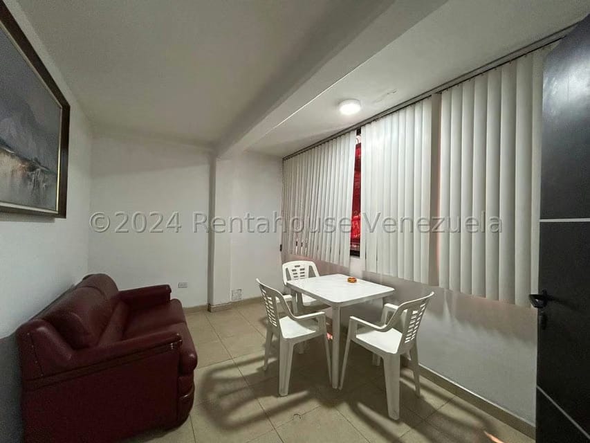 Comercial (Edificio) en Venta en Centro, Lara - 5