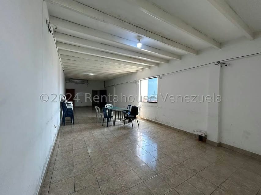 Comercial (Edificio) en Venta en Centro, Lara - 41