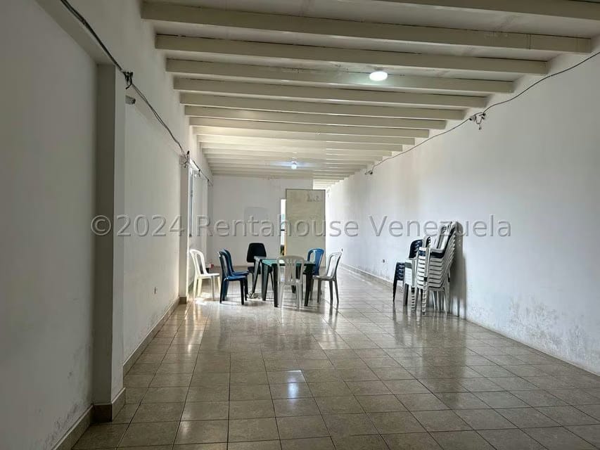 Comercial (Edificio) en Venta en Centro, Lara - 44