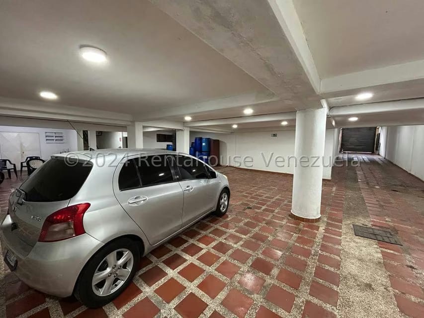 Comercial (Edificio) en Venta en Centro, Lara - 47