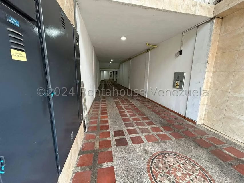 Comercial (Edificio) en Venta en Centro, Lara - 52