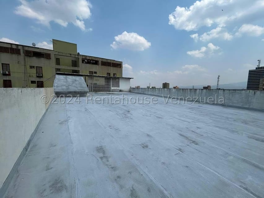 Comercial (Edificio) en Venta en Centro, Lara - 56