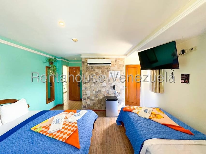 Comercial (Local Comercial) en Venta en Playa Grande, Vargas - 33