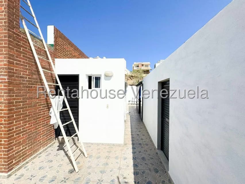 Comercial (Local Comercial) en Venta en Playa Grande, Vargas - 48