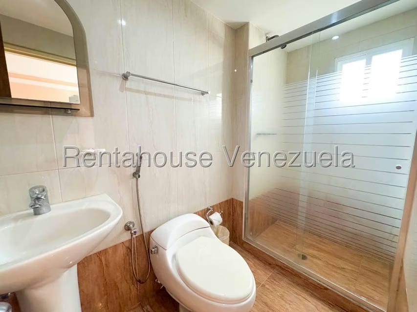 Comercial (Local Comercial) en Venta en Playa Grande, Vargas - 70