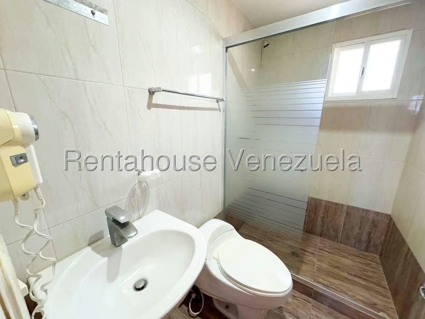 Comercial (Local Comercial) en Venta en Playa Grande, Vargas - 77