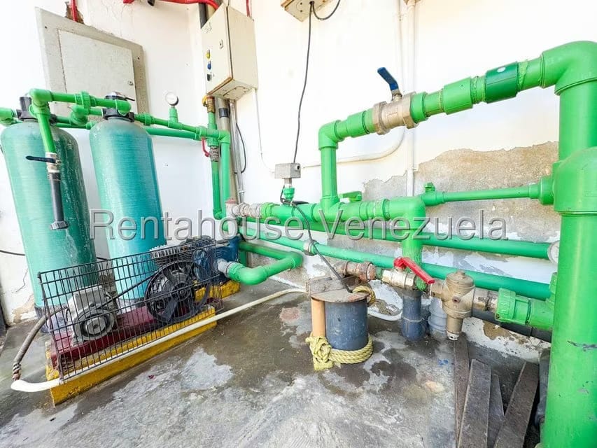 Comercial (Local Comercial) en Venta en Playa Grande, Vargas - 98