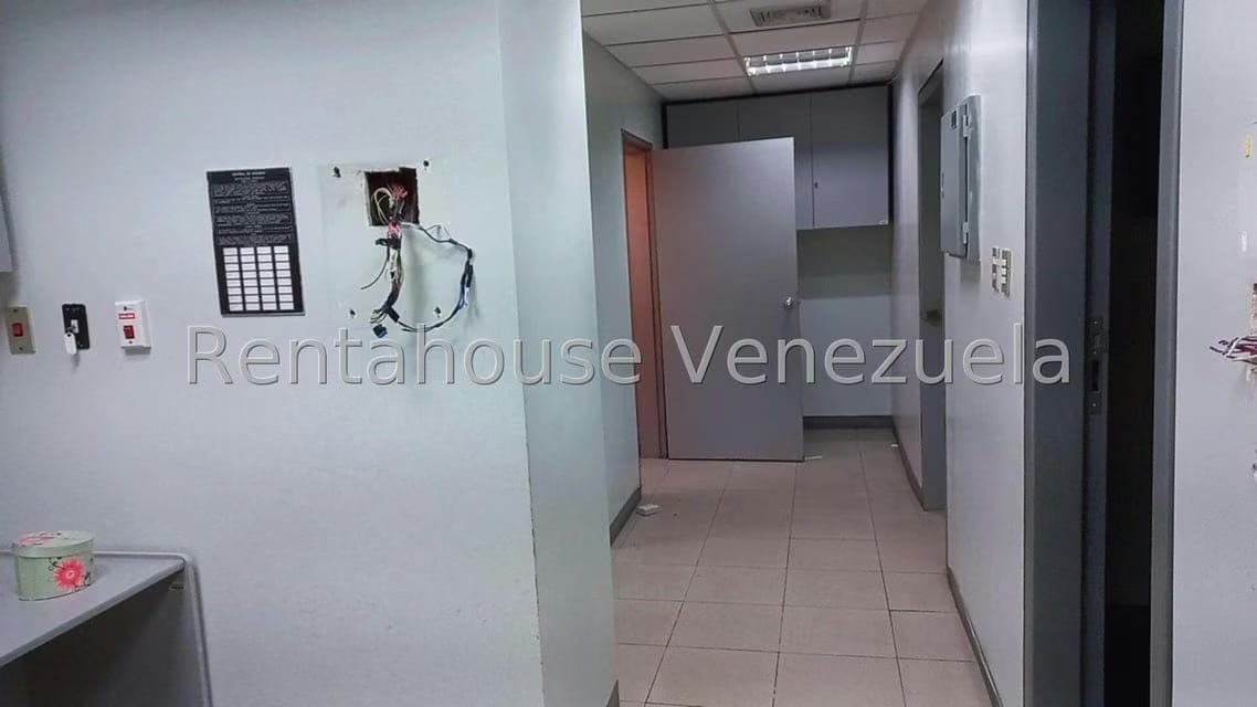 Comercial (Local Comercial) en Venta en Los Ruices, Distrito Metropolitano - 11