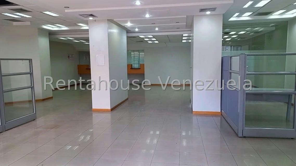 Comercial (Local Comercial) en Venta en Los Ruices, Distrito Metropolitano - 3